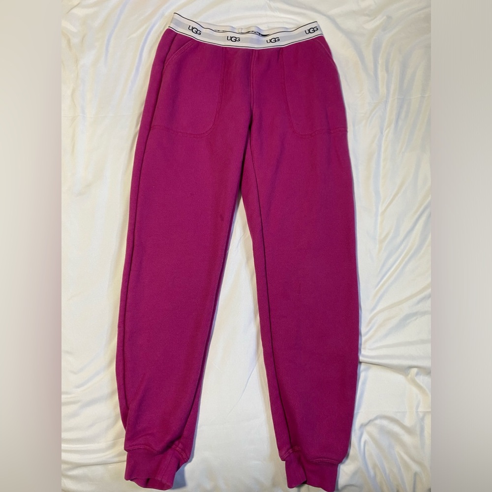 Hot pink UGG sweatpants (XS)
